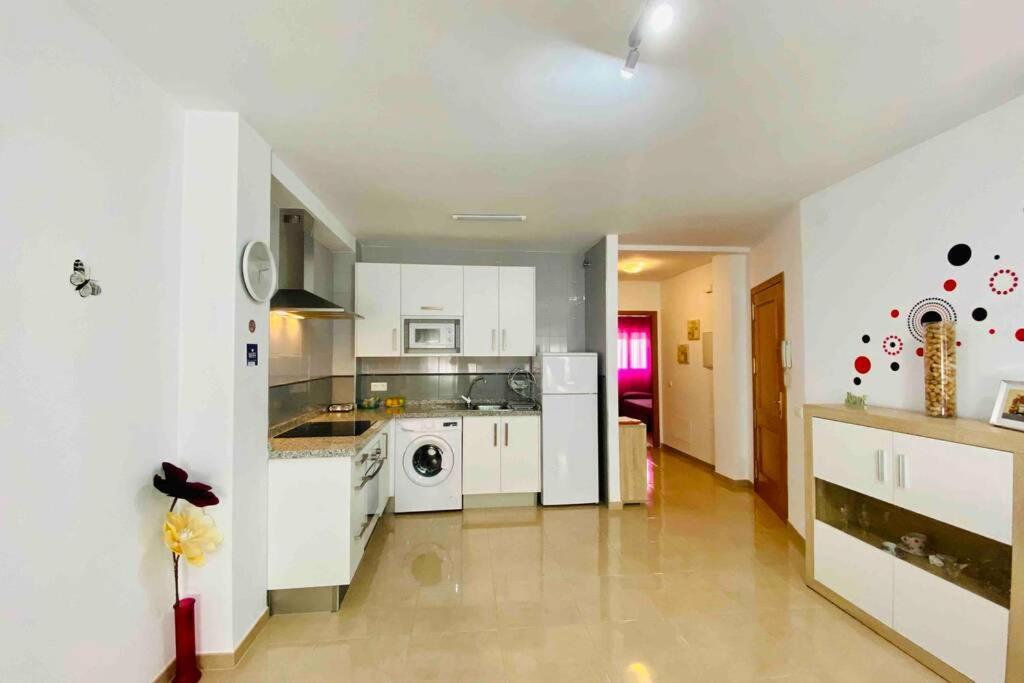 “Smile Nerja” Chic Apartment With Wifi, 4 Guests Exteriér fotografie